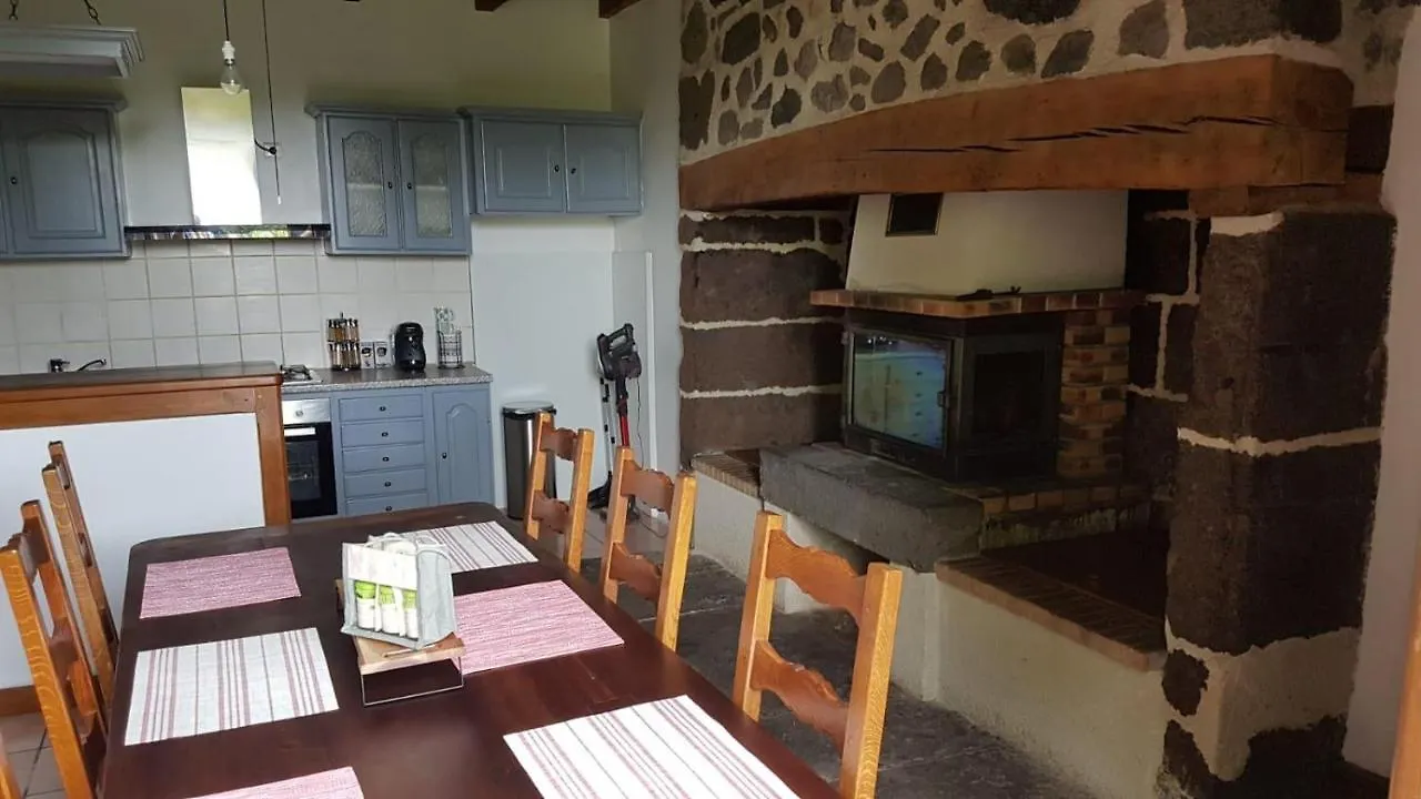 Holiday home Residence De Suzanne Gite Avec Sauna Privatif Brommat