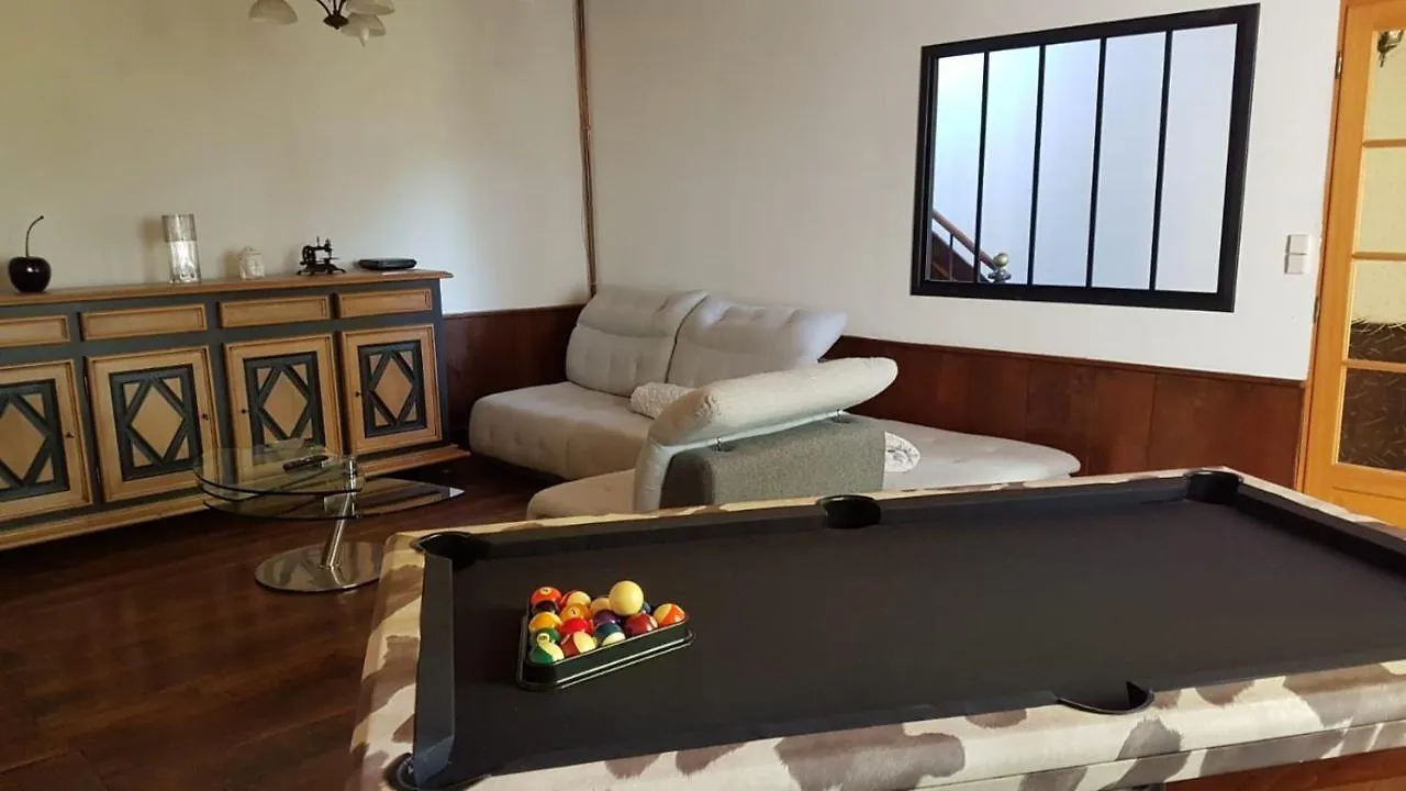 Residence De Suzanne Gite Avec Sauna Privatif Brommat