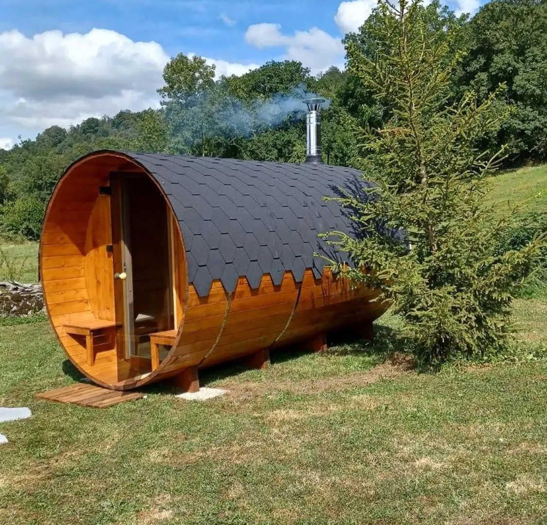 Residence De Suzanne Gite Avec Sauna Privatif Brommat 0*,