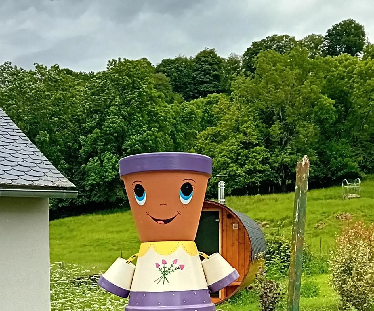 Residence De Suzanne Gite Avec Sauna Privatif Brommat Holiday home